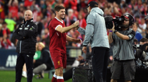 Steven Gerrard και Jurgen Klopp στο φιλικό της Liverpool στην Αυστραλία αμέσως μετά το τέλος της σεζόν 2016-17.