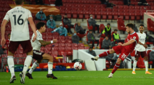 Ο Jota πετυχαίνει το πρώτο του γκολ με τη φανέλα της Liverpool, εις βάρος της Arsenal.