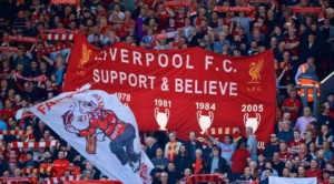 Η απόφαση της FSG να συμπεριλάβει τη Liverpool στην ευρωπαϊκή Super League προδίδει το YNWA και τις αξίες του συλλόγου, όπως δηλώνουν και πολλοί οπαδοί στις πρώτες αντιδράσεις τους.